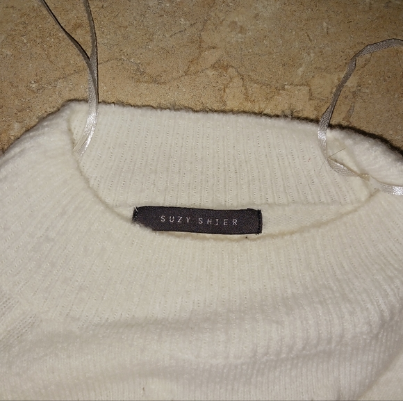 New Cozy White Ball Knit Sweater - Picture 6 of 6
